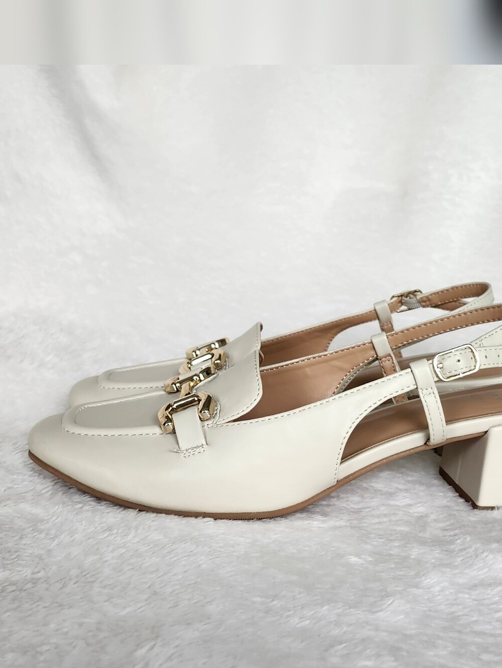 Classic Cream Slingback Loafers with Gold Bit Hardware - Picture 3 of 8
